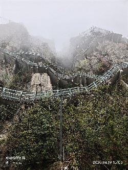 恩施