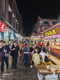 恩施