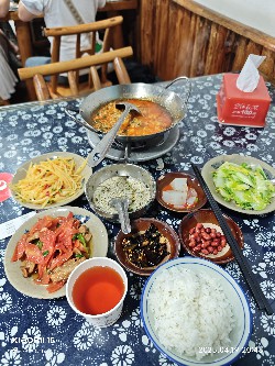 恩施
