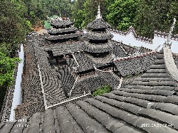 恩施